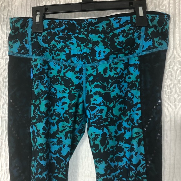 🍋 Lululemon Stop At Nothing Crop Full-On Luxtreme - Picture 8 of 8